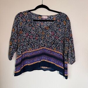 Band of Gypsies Boho Floral Navy Cropped Blouse, Medium